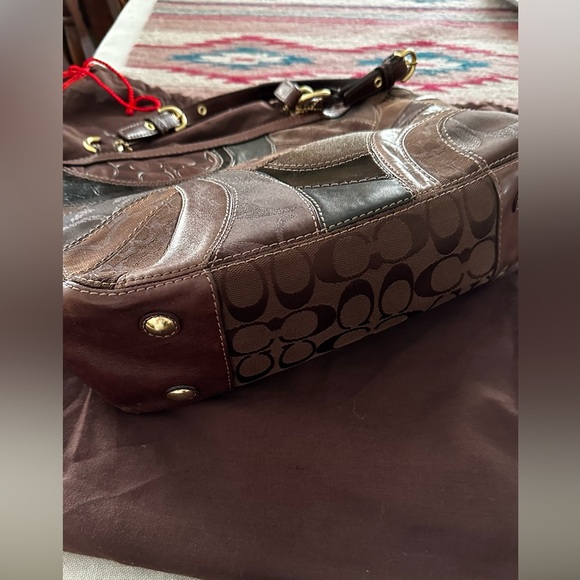 Vintage Coach ! Used but loved. Has lots of life in her - Picture 8 of 8